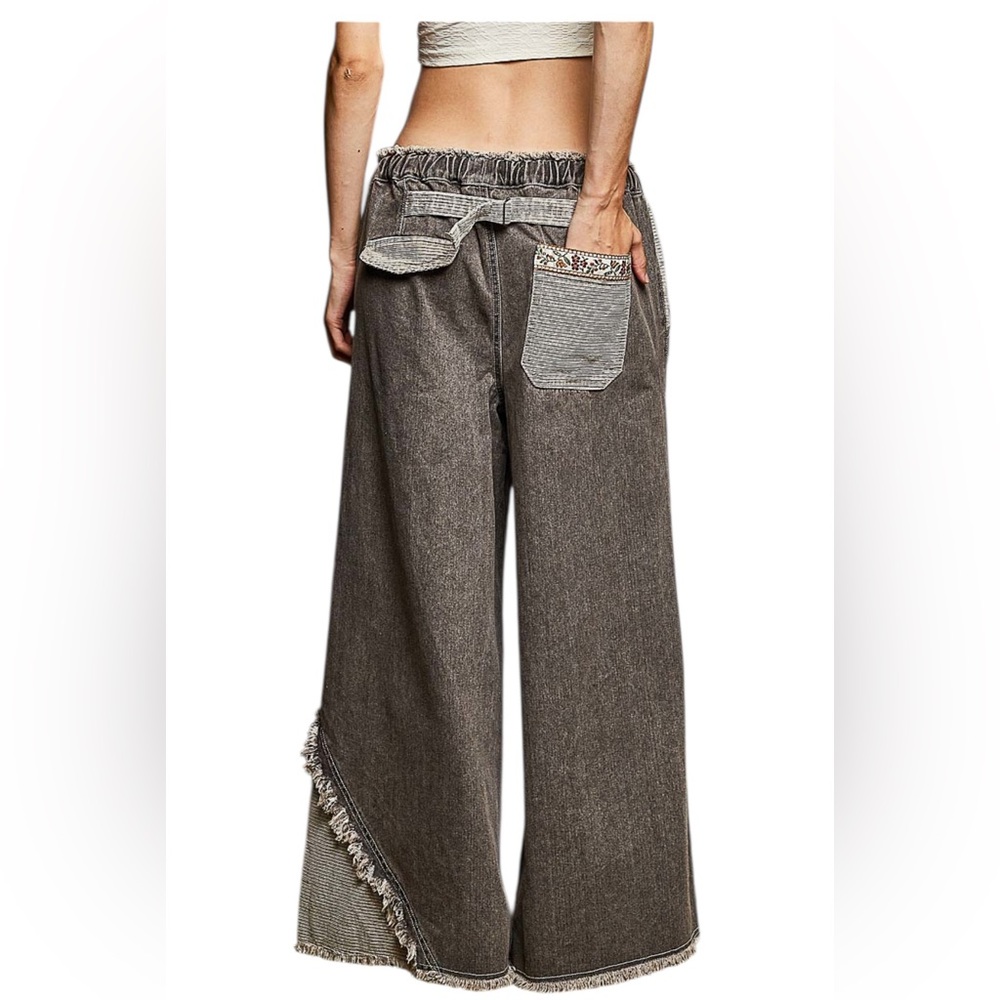 POL Cotton Wide-Leg Pants Black with Floral Trim Pants - Picture 2 of 8